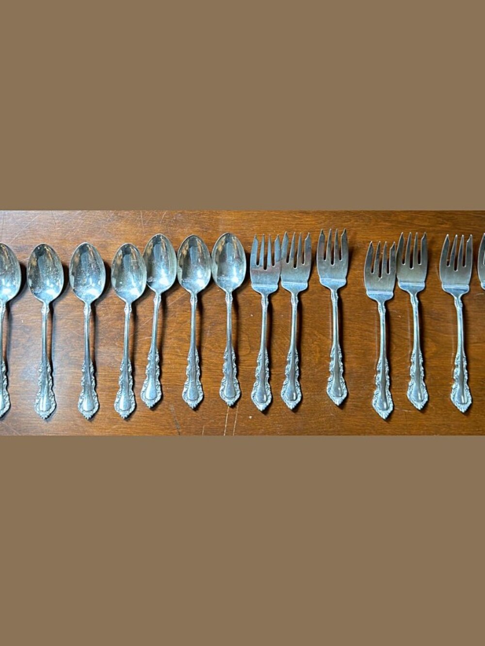 Reed & Barton Georgian Rose Sterling Silver 16 pc Salad Forks & Teaspoons